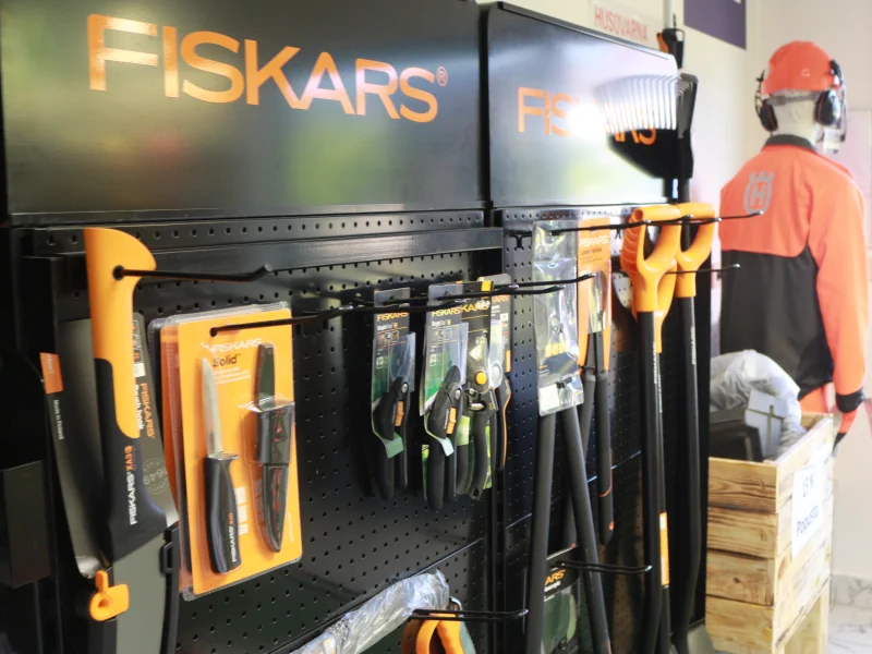 Fiskars alati za vrt i šumu