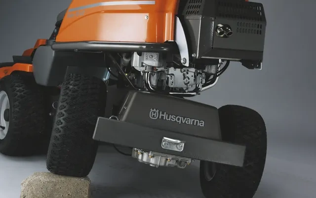 Pivotirajuća stražnja osovina na Husqvarna rideru